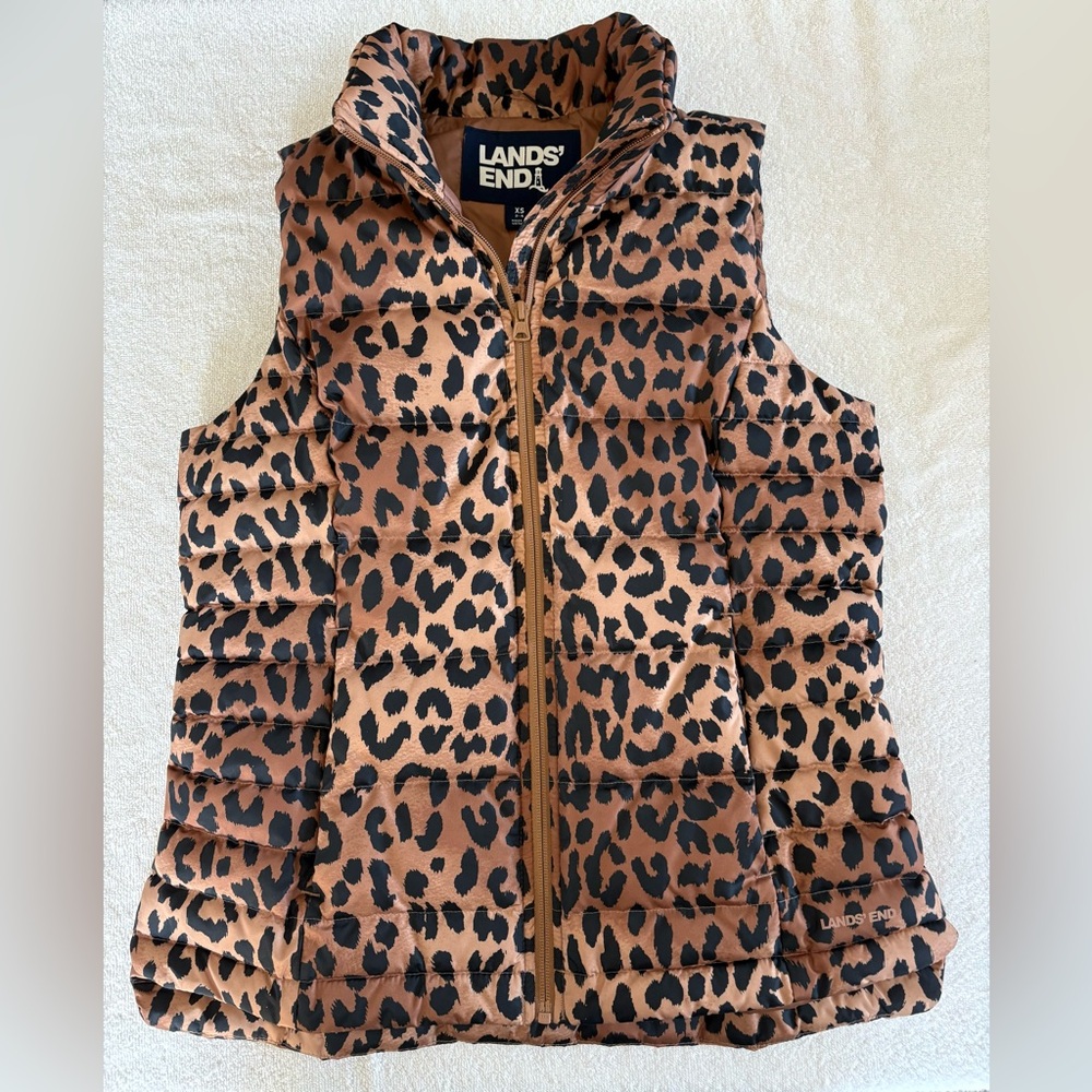 Lands’ End Puffer Vest Brown Black Leopard Print Cheetah Size Small Down fill